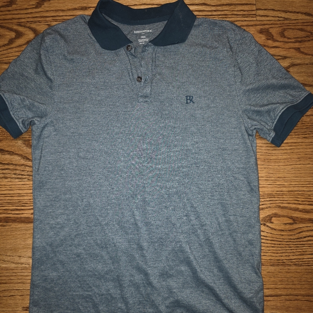 Banana Republic Green Polo with Navy Accents Size Small